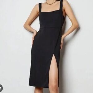 Babaton Elegant Black Midi Dress